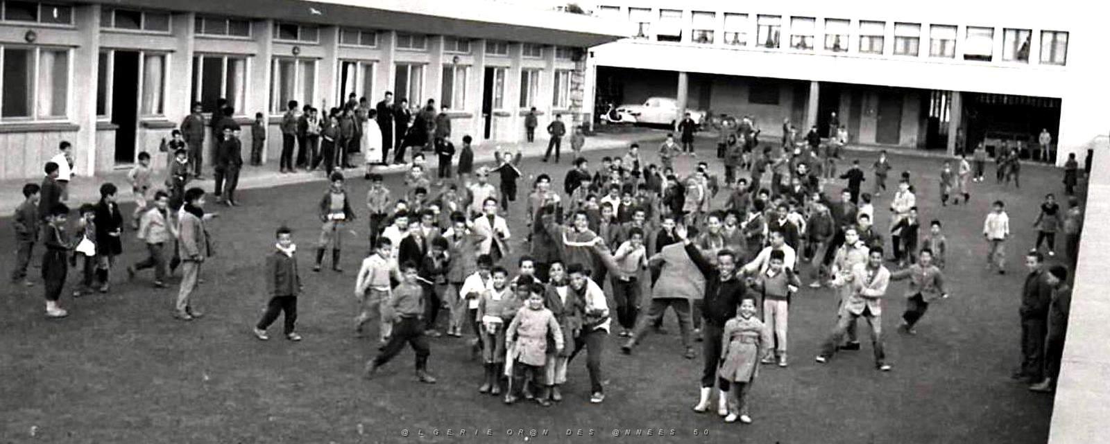 756- Ain-Tedeles - Ecole garcons2.jpg